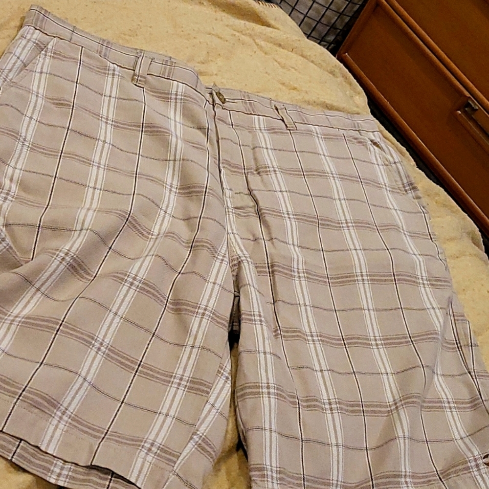 Size 40 long shorts